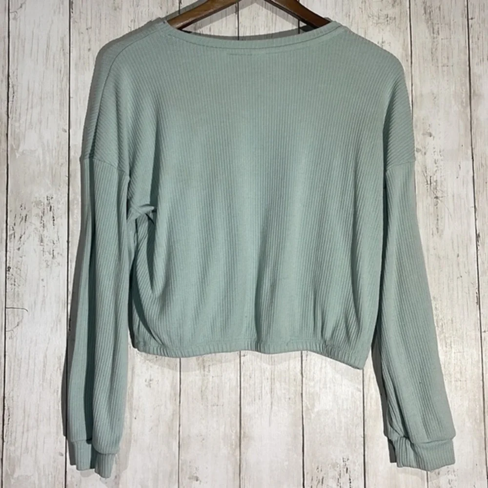 Old Navy Girls Ribbed Cropped Henley Pullover Sweater Light Blue Size XL 14 16‎